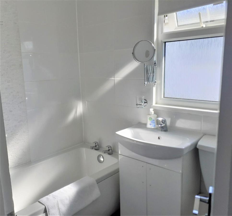 Fabulous 2 Bedroom Dog Friendly Chalet 5 Min Walk To Beach, Nr Gt Yarmouth & Norfolk Broads Scratby Ngoại thất bức ảnh